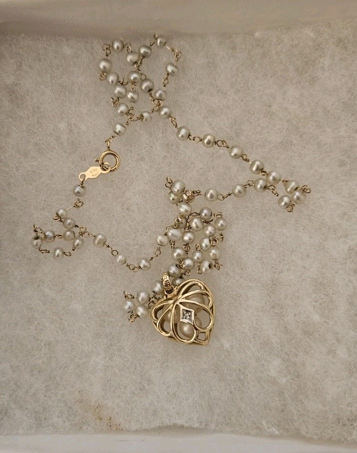 14k Yellow Gold Pearl & Diamond Necklace – 17 Inches