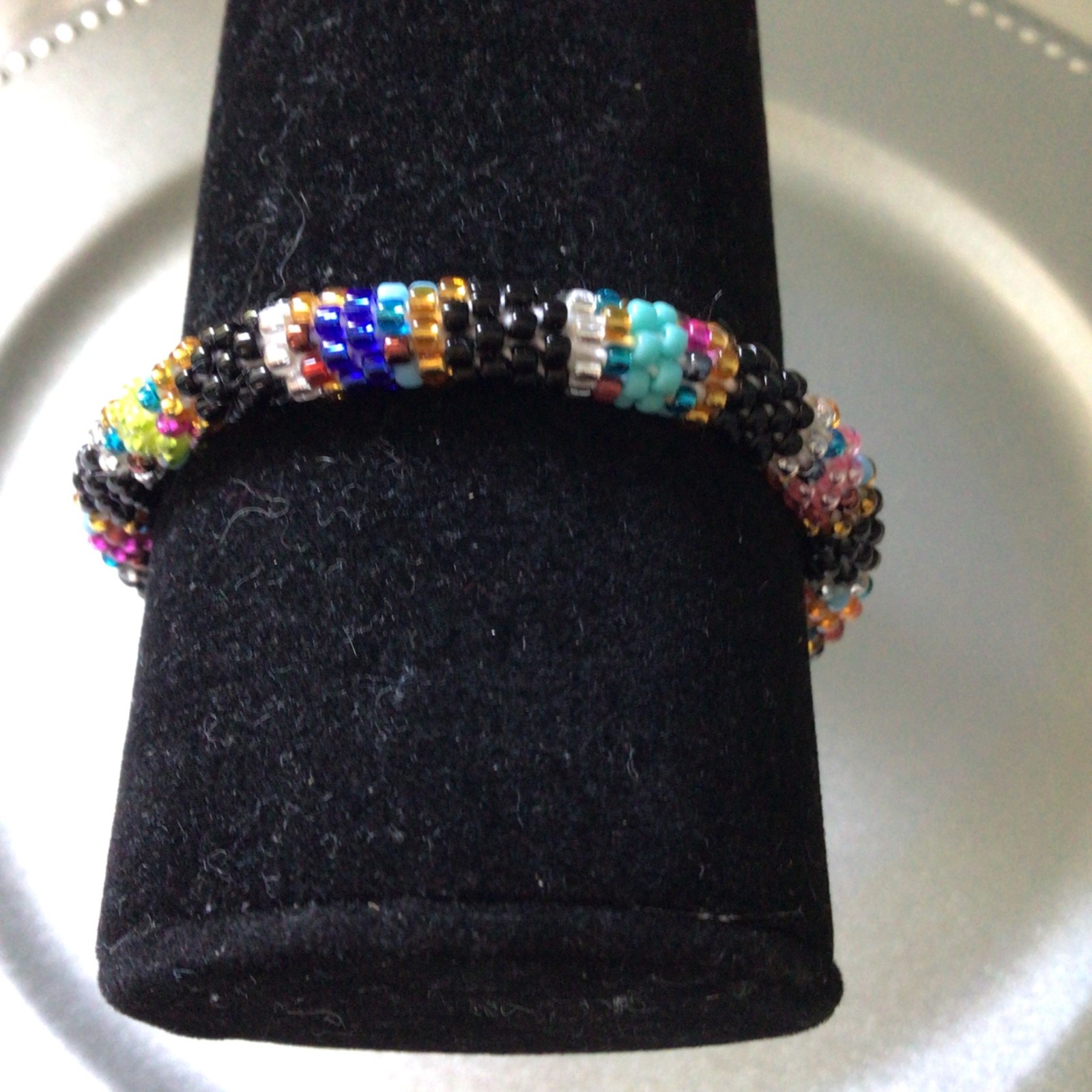POPULAR MULTICOLOR 7″ ROLL ON SASHKA BRACELET