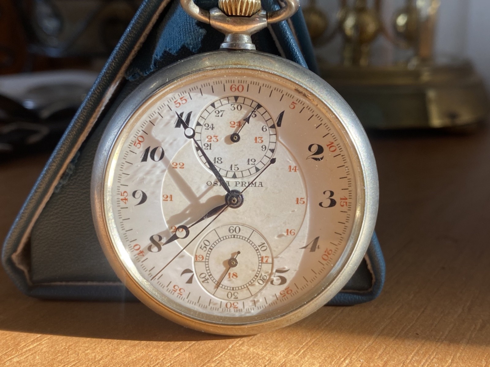 Excelsior Park chronograph Oska Prima enamel dial