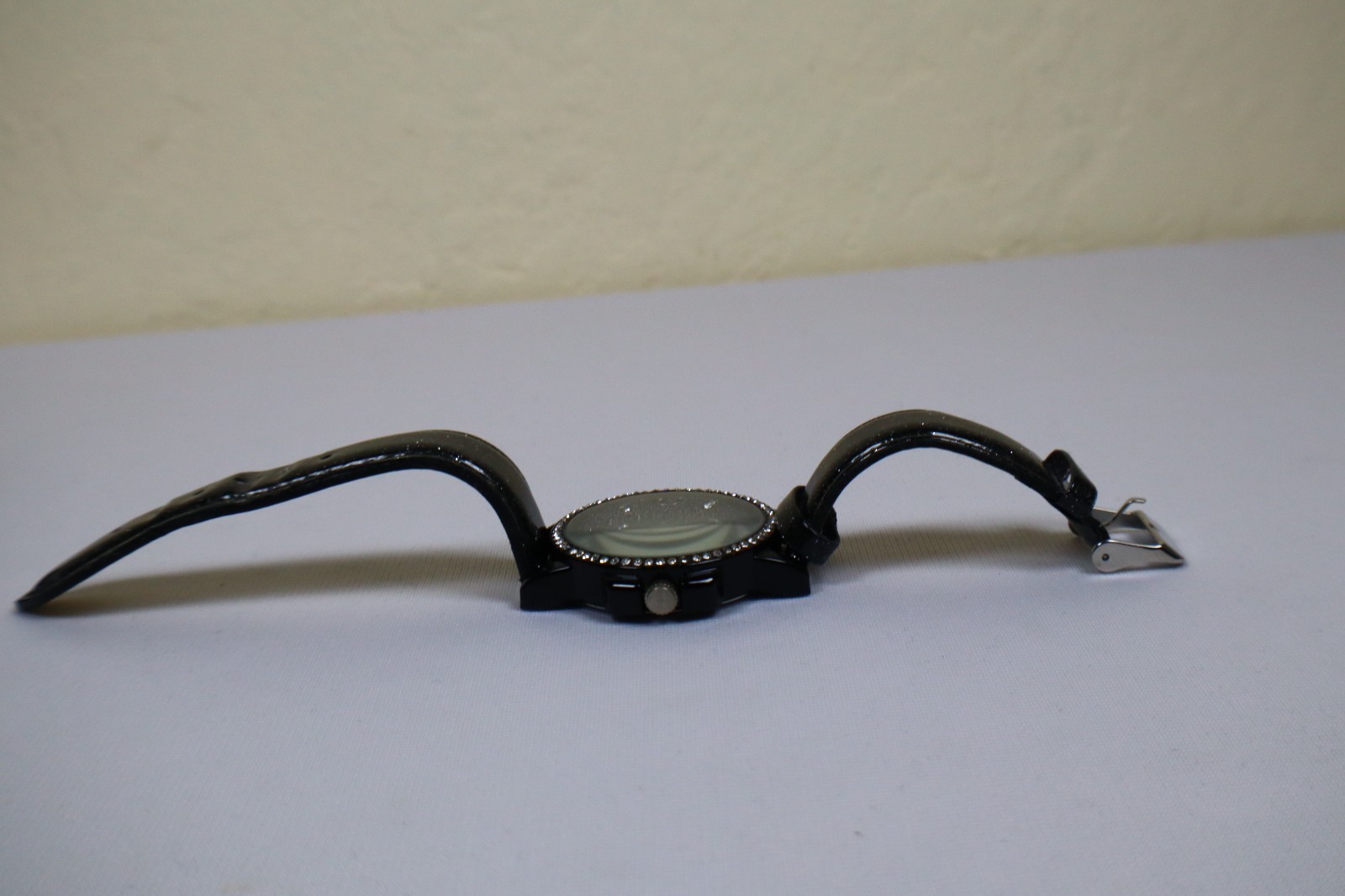 Accutime Watch K1467 NIB Very SPARKLY! ONE YEAR WARRANTY Needs New Battery