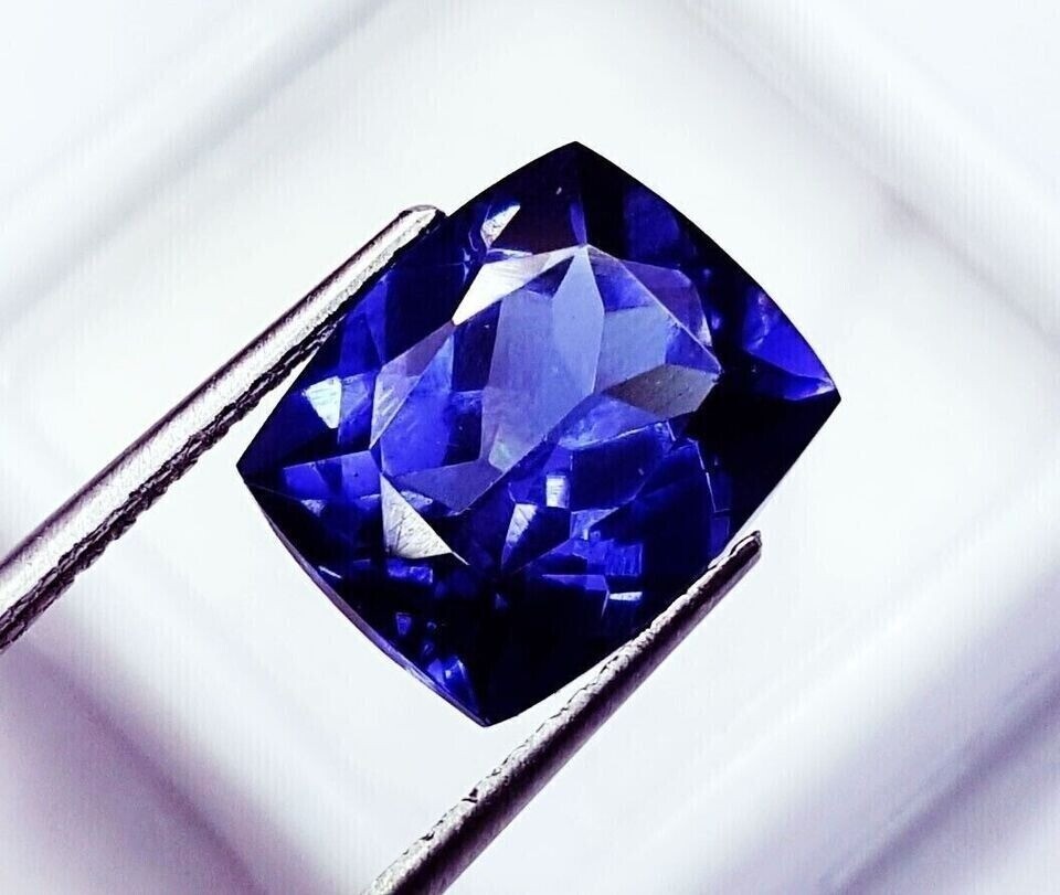 Natural Blue Tanzanite Excellent Cushion Cut Certified 20 Ct Loose Gemstone