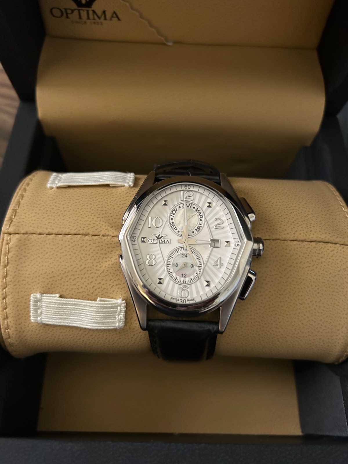 Optima • Swiss Multifunction Watch • Stainless Steel 42mm Quartz • 5ATM • OSC272