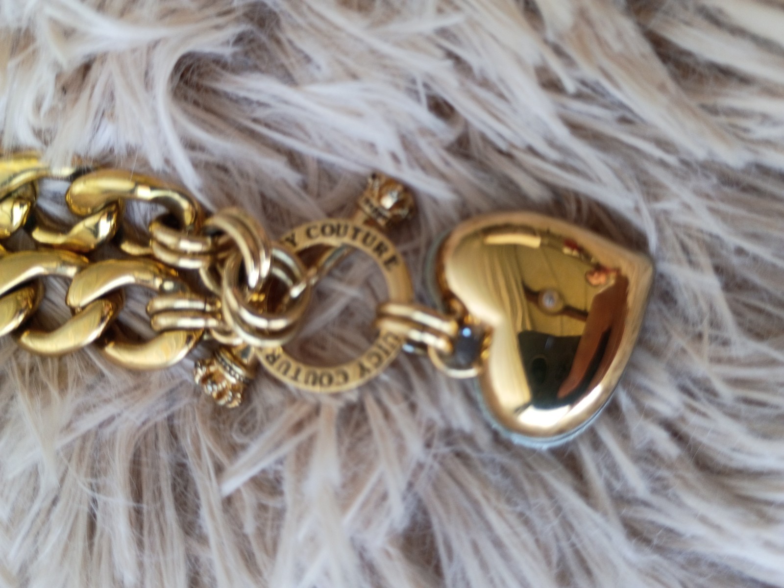 Juicy Couture Rose Gold Tone Chain Link Toggle Clasp Heart Necklace 18″