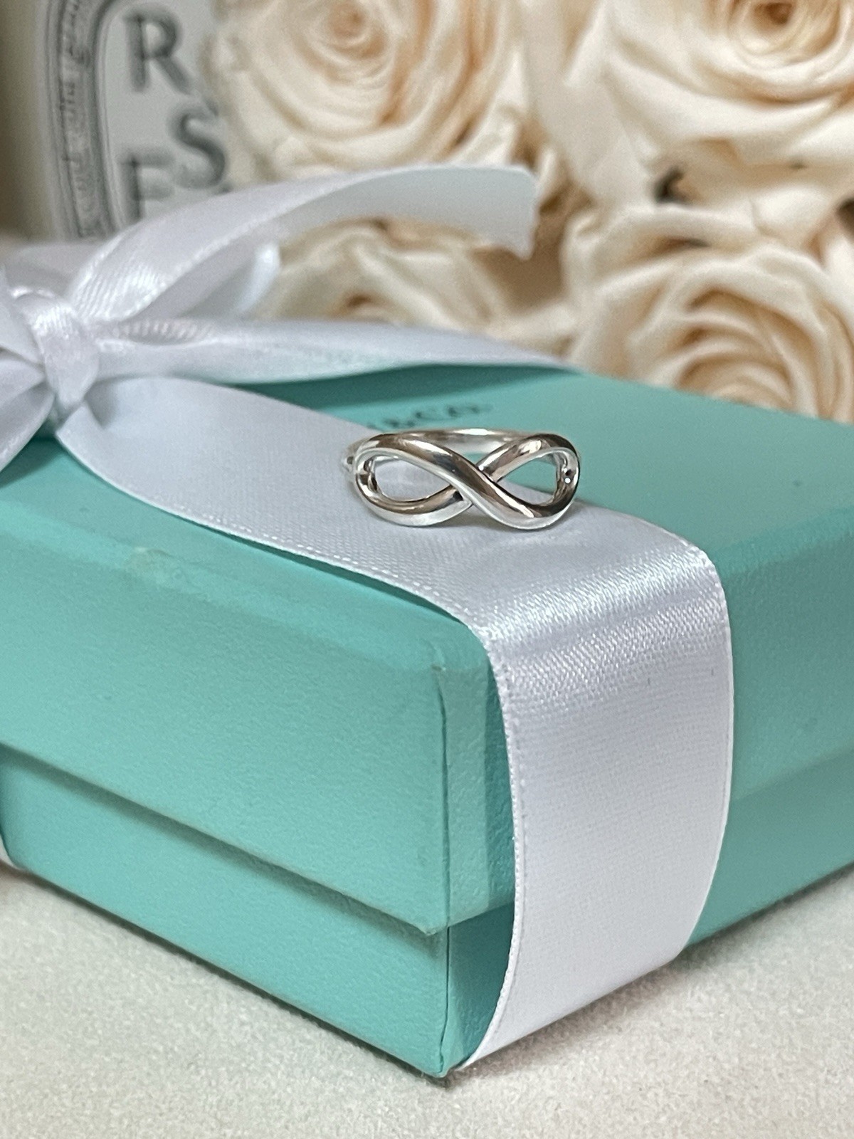 Tiffany & Co. Infinity Silver Ring size 5.5 $415 in Tiffany Blue Box