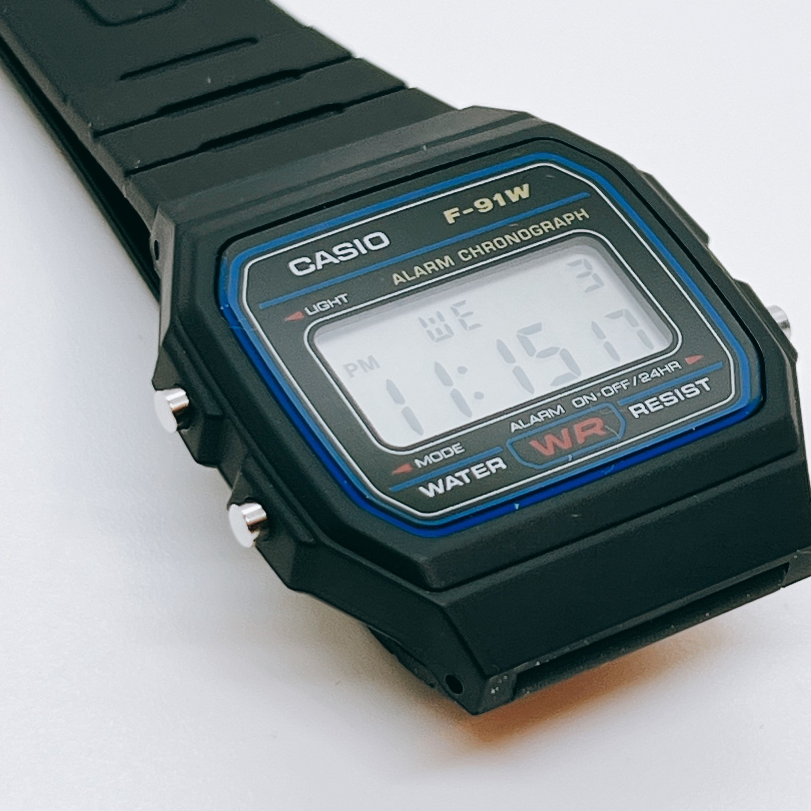 Casio Standard F-91W-1JH Men’s Standard Wristwatch Digital 30mm From Japan