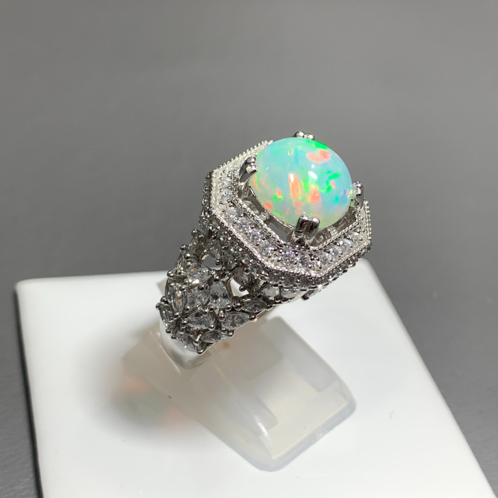 Natural 3.00 Ct Full Fire Ethiopian White Opal Designer 925 Silver Ring