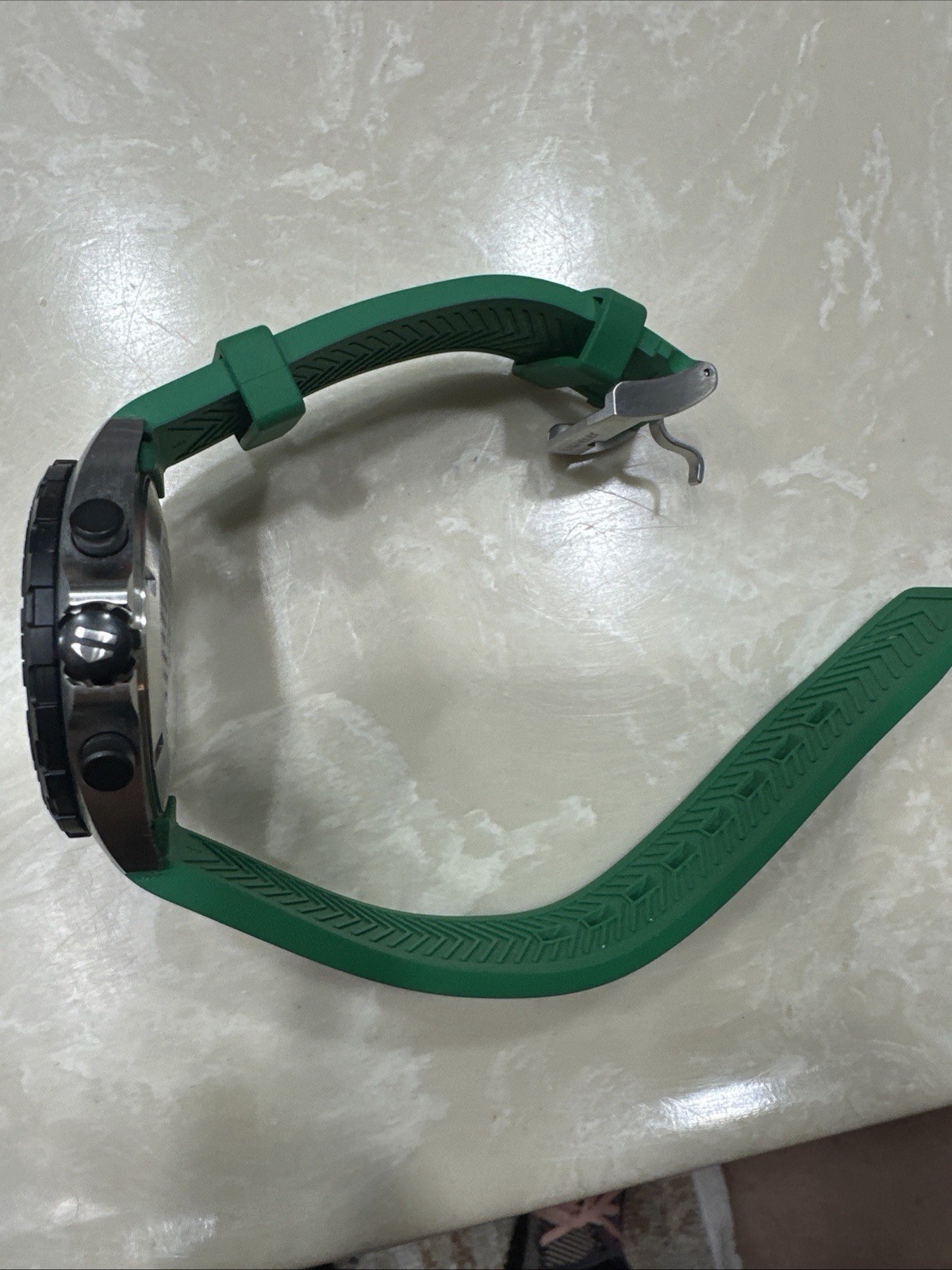 TAG Heuer Formula 1 Quartz Chronograph 43mm Green Dial/Strap 200m
