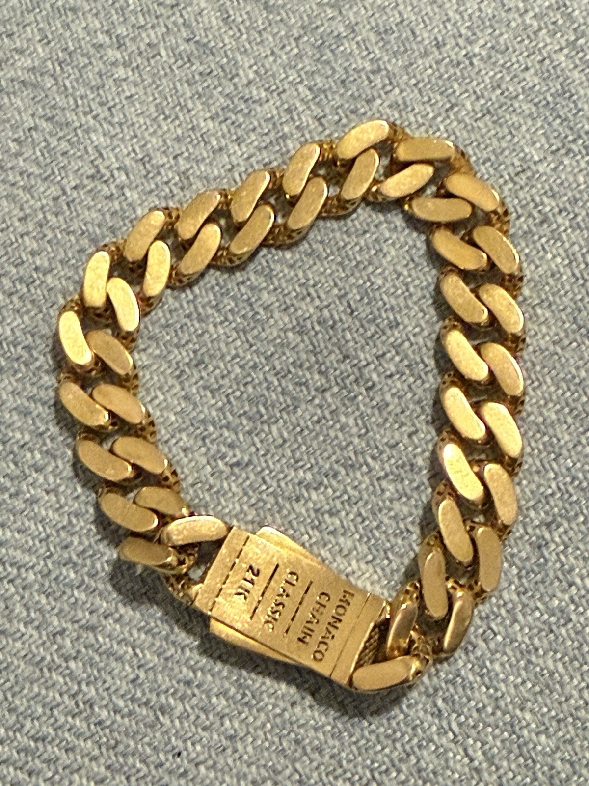 21k Gold Monaco Chain Bracelet 20.2 Grams