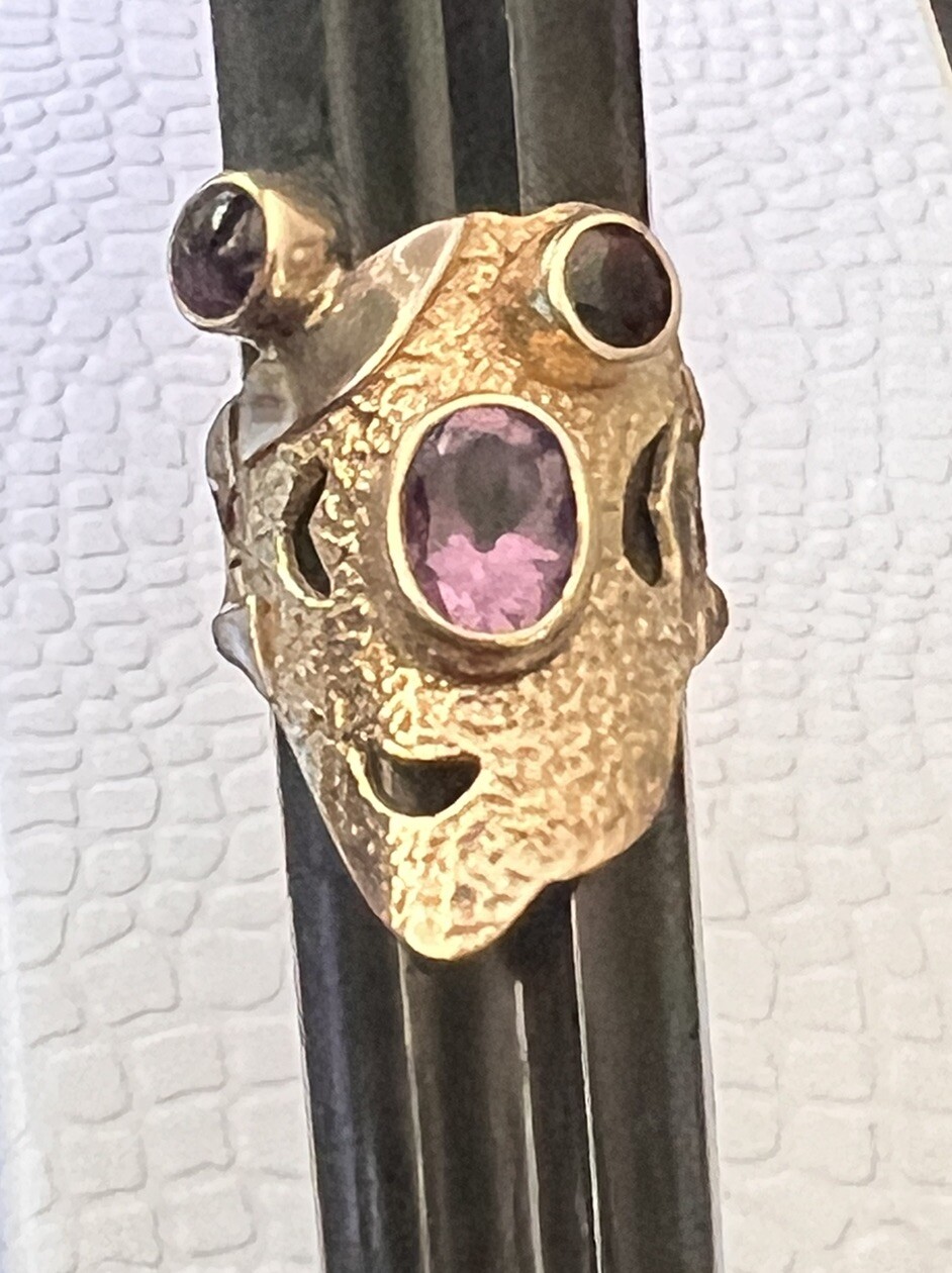 Unique Artisan Signed Yes Two Toned Sterling 925 Amethyst Garnet Wide Band Ring