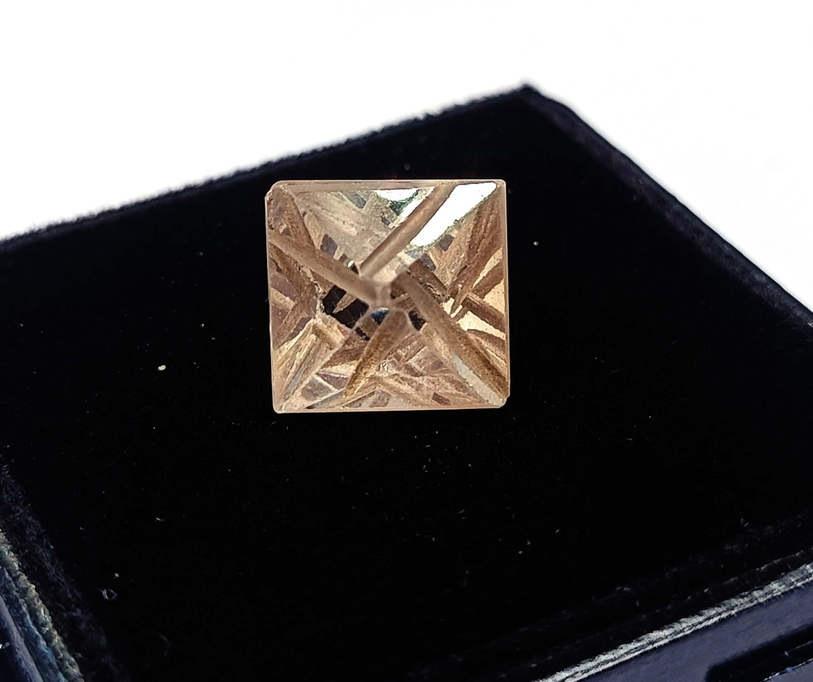 4.10 CT F COLOR VVS1 CLARITY DIAMOND COLORLESS EGL CERTIFIED RAW LOOSE CVD MNG