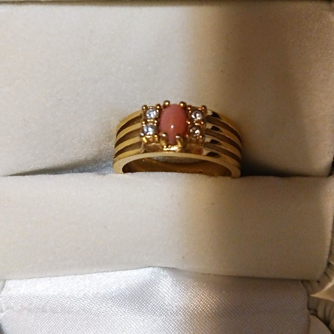 Gold Tone Cocktail Ring Size 7 Oval Pink Opal Prong Set Rhinestone Accents