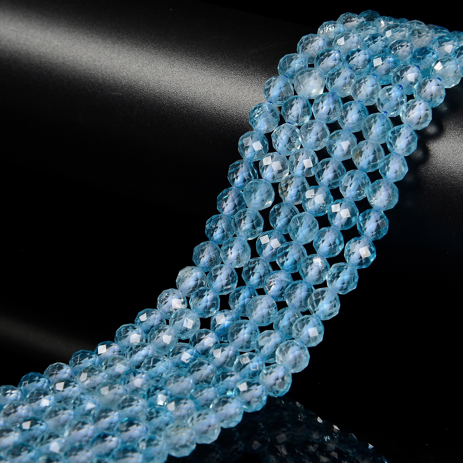 Natural Blue Topaz Faceted Round Beads Size 4mm 5mm 15.5” Strand