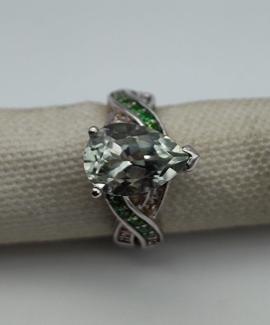 Vintage Very Light Green Pear Stone Sterling Silver Filigree STS 925 Ring Size 7