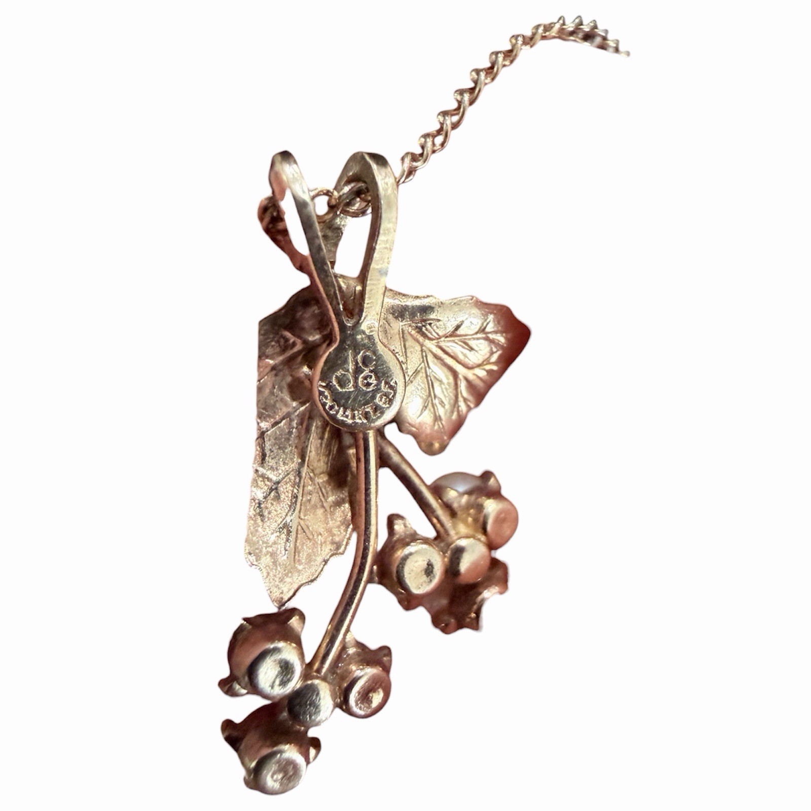 DEC Vintage Gold Filled 14k Necklace With Leaves And Grape Cluster Pendant