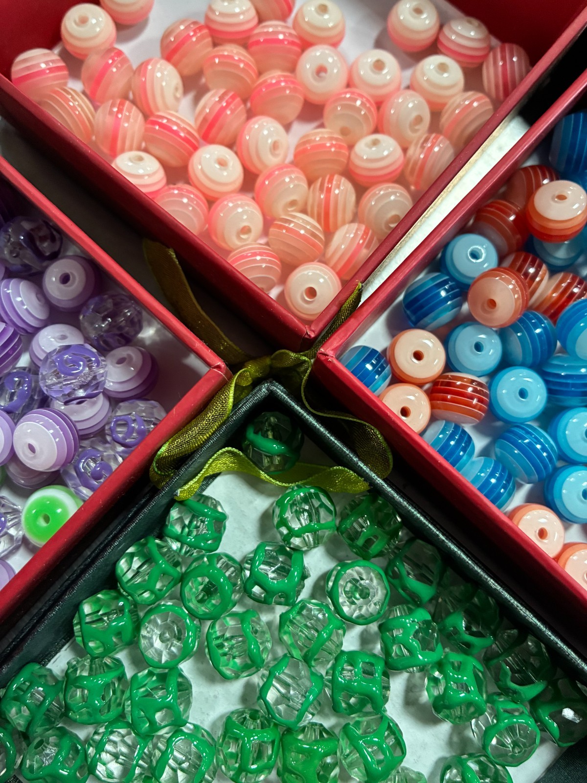 2 Lbs Mixed Glass & Acrylic Plastic Beads 10-15mm Center Drill Bulk Craft Lot