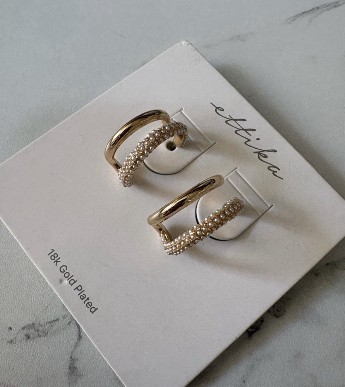 ettika Gold Hoop Earrings with Pearl Pavé Accents – Gold