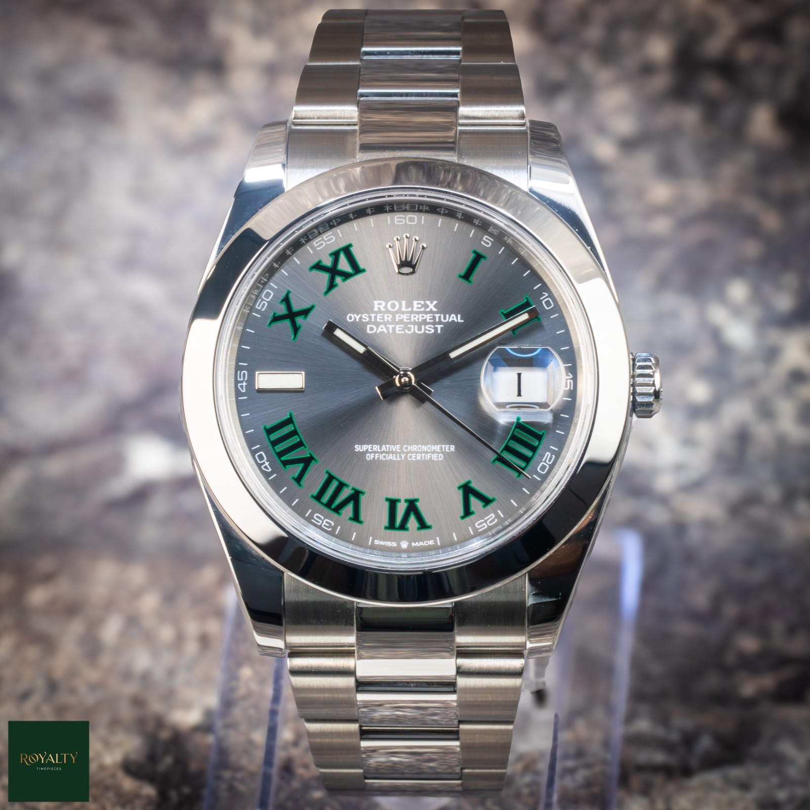 Rolex Datejust 41 126300 Wimbledon Dial Smooth Bezel Oyster 2023 Box & Papers