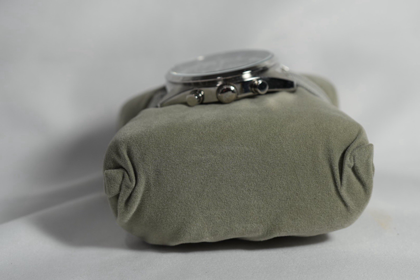 Orient Solar Chronograph Quartz Men’s Watch 42mm 100m Gray NATO Box Papers