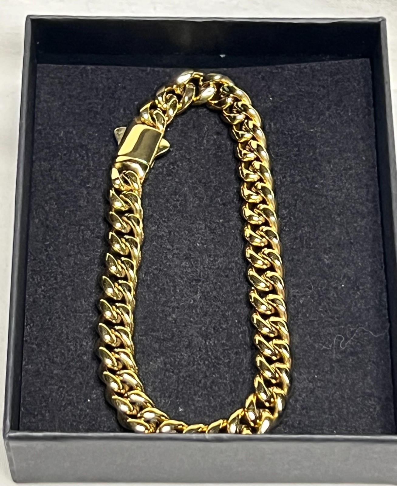 22″ / 10mm Necklace + 8″ / 7mm Bracelet – 18K YGF Cuban Chains – Matching Set