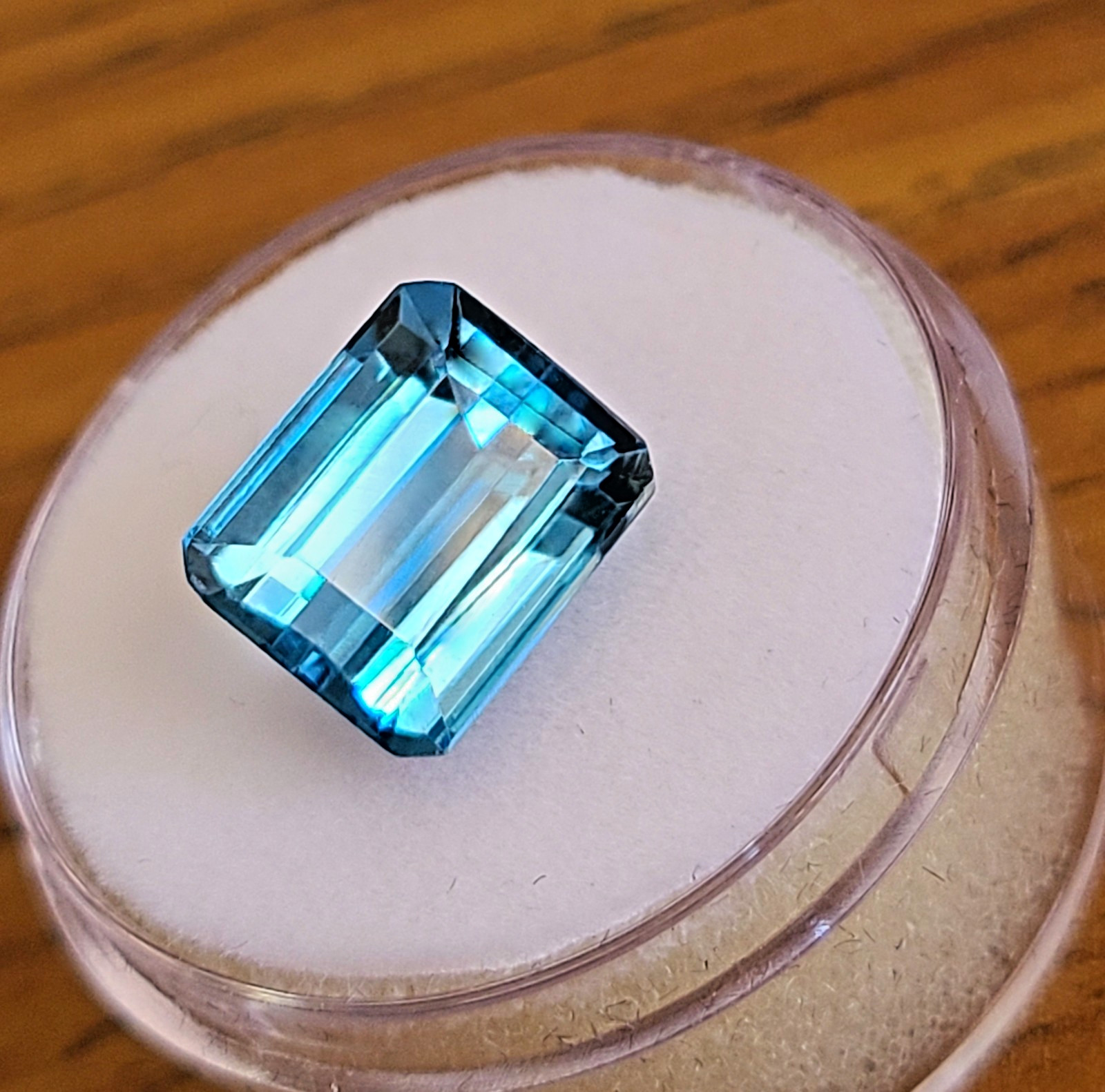 Blue Topaz 5.75 Ct. London Blue Topaz Gemstone Emerald 11 X 9 mm Loose Stone