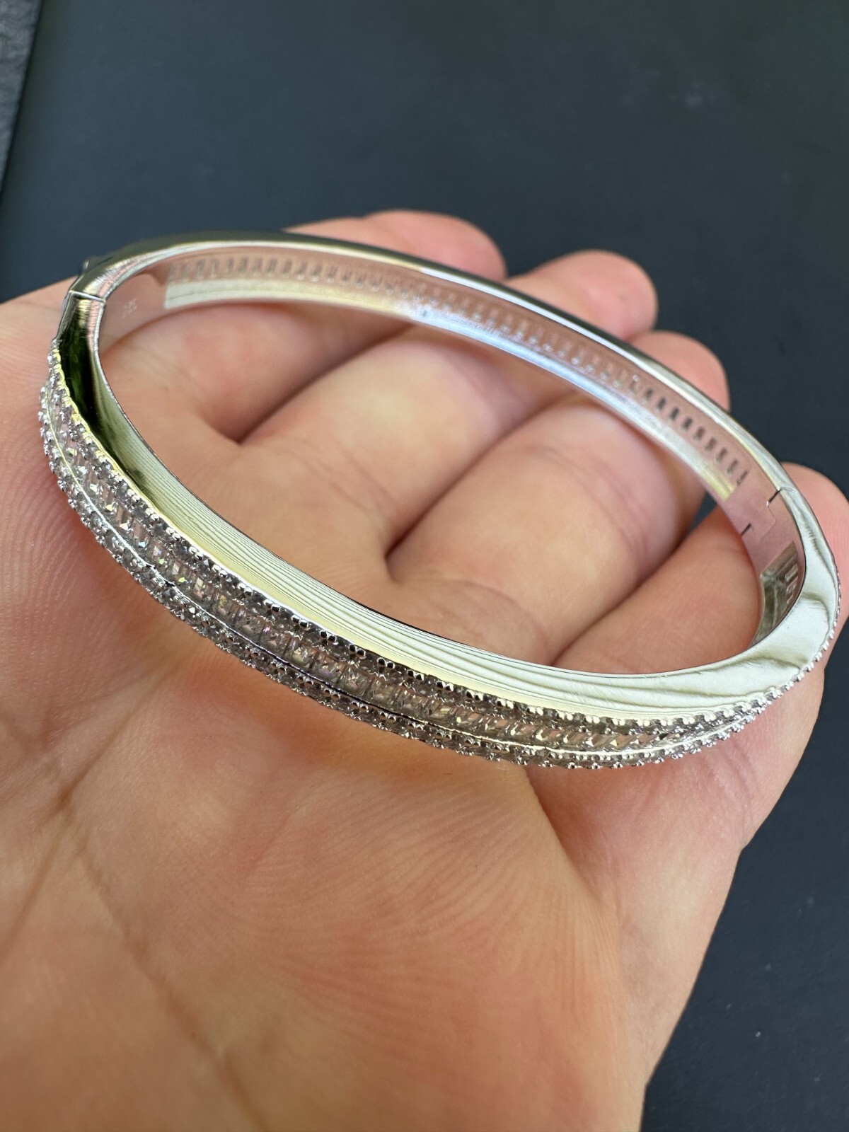 Gorgeous Solid 925 Sterling Silver Bangle Bracelet Iced Simulated Diamonds