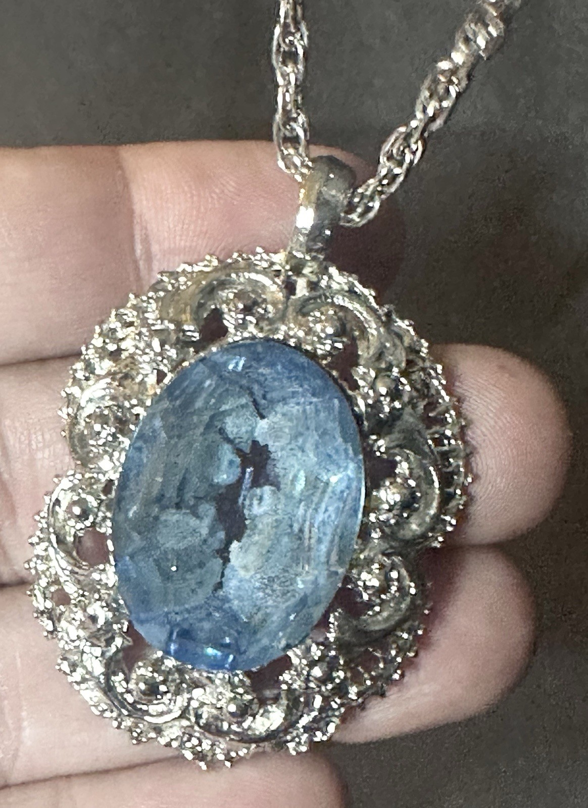 Vintage Silver Foil Back Aquamarine Rhinestone Pendant Rope 24” Chain Necklace
