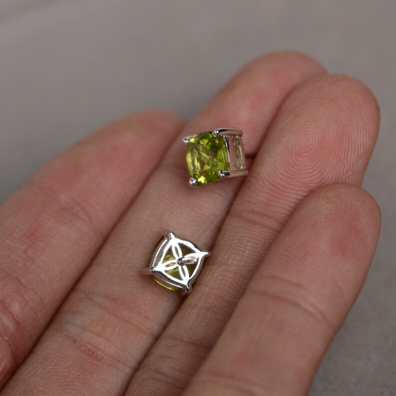 Natural Peridot Cushion Stone 925 Sterling Silver Women Designer Stud Earrings