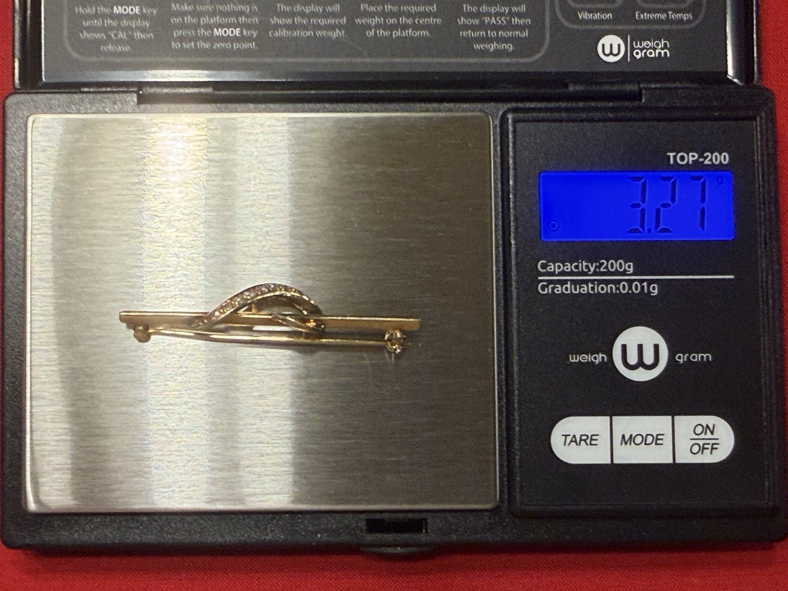 Vintage 14k Gold Bar Brooch With Looping Ribbon Design Accented With Diamonds