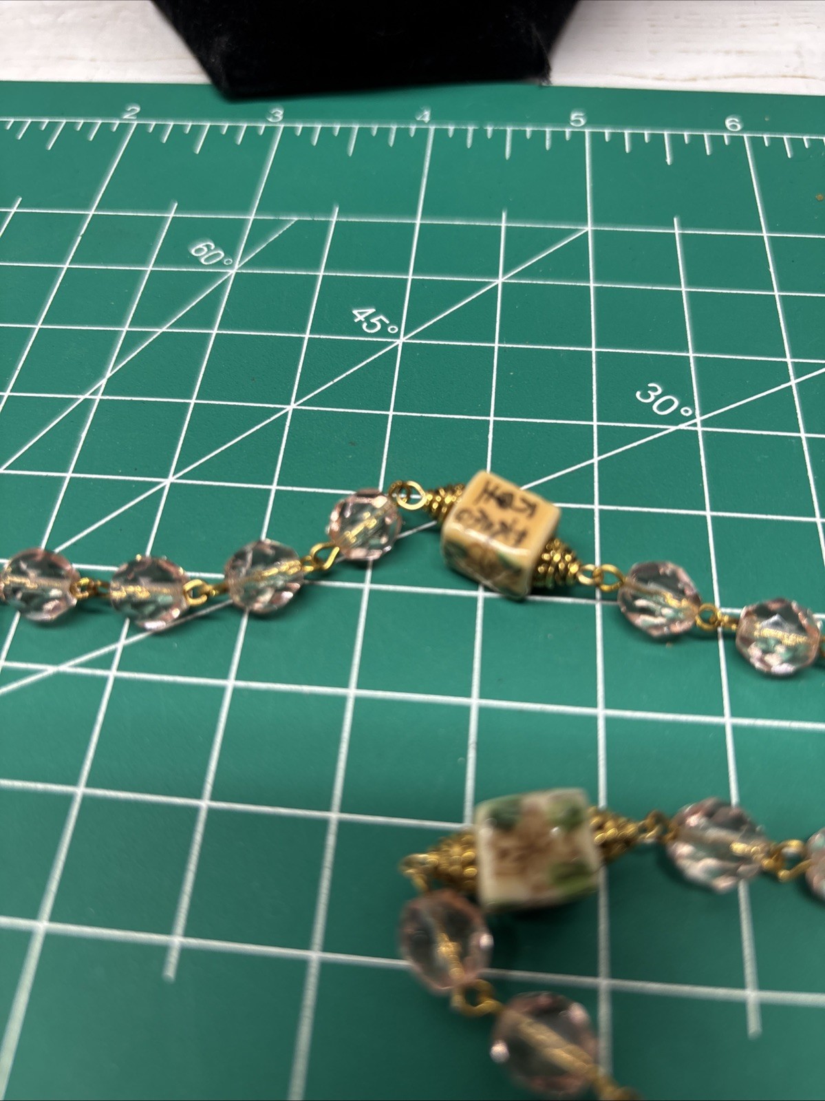 Unsigned Pink And Floral Chines Glass Beaded Gold Tone Hook Closure 16” Necklace