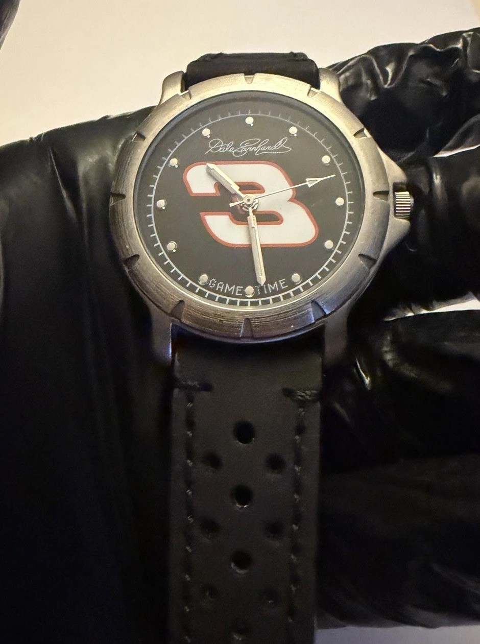 Dale Earnhardt #3 NASCAR Game Time Driver Series Watch New Leather Racing Strap