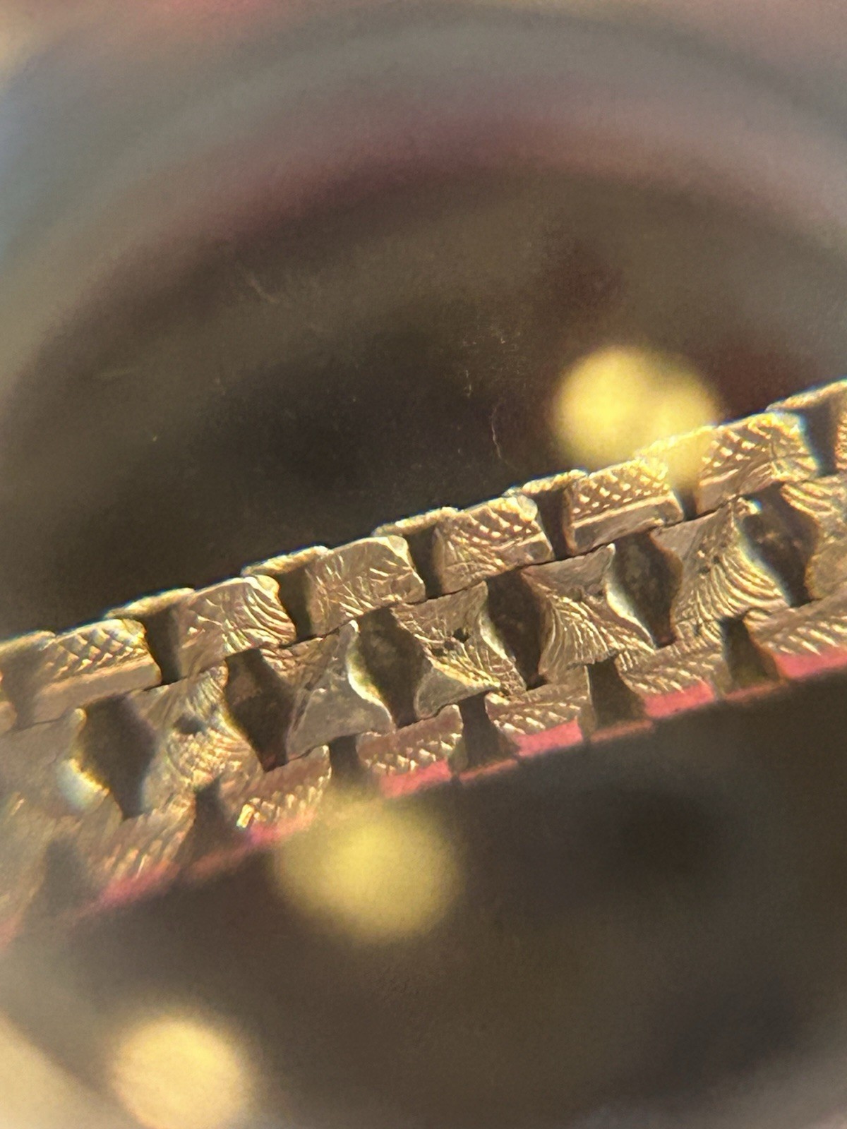 14k Solid Gold Vintage Italian Bracelet, 7”, 3g, 0.14oz. Unique Design.