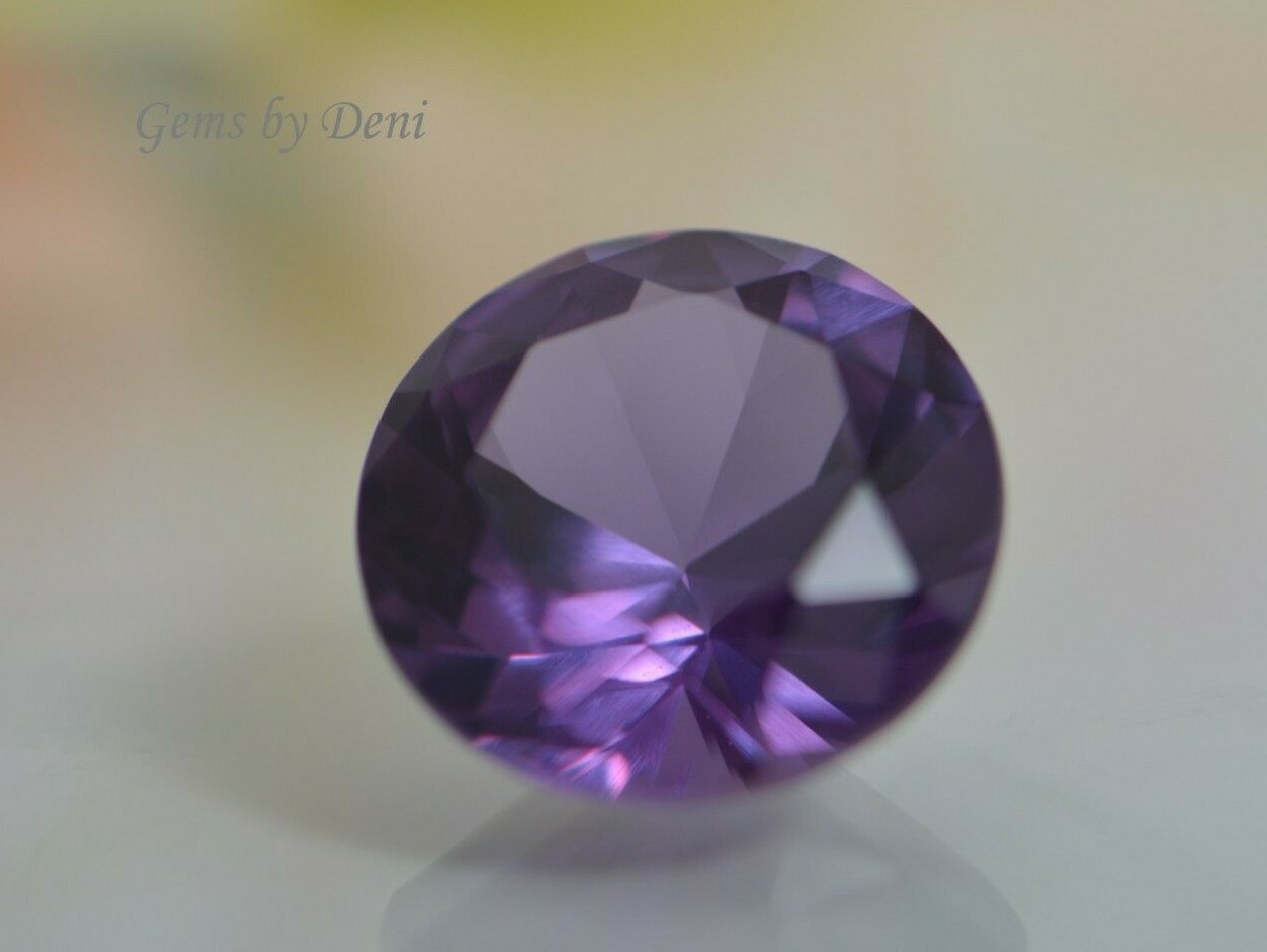 Lab-Created Alexandrite Round Shape Corundum (1mm-16mm)