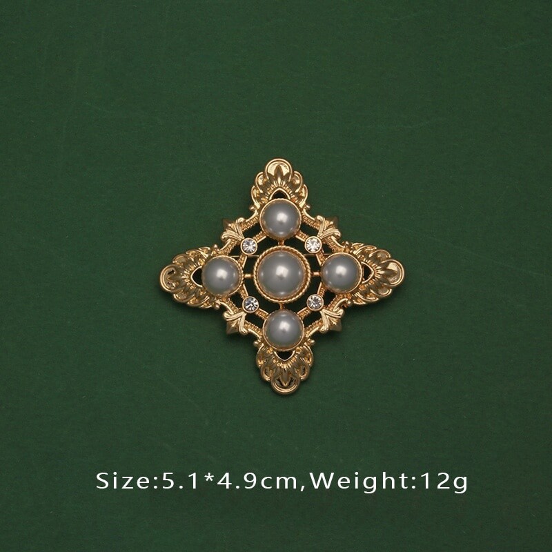 Baroque French Retro Pearl Exquisite Brooch Pin Summer Skirt Party Accessories