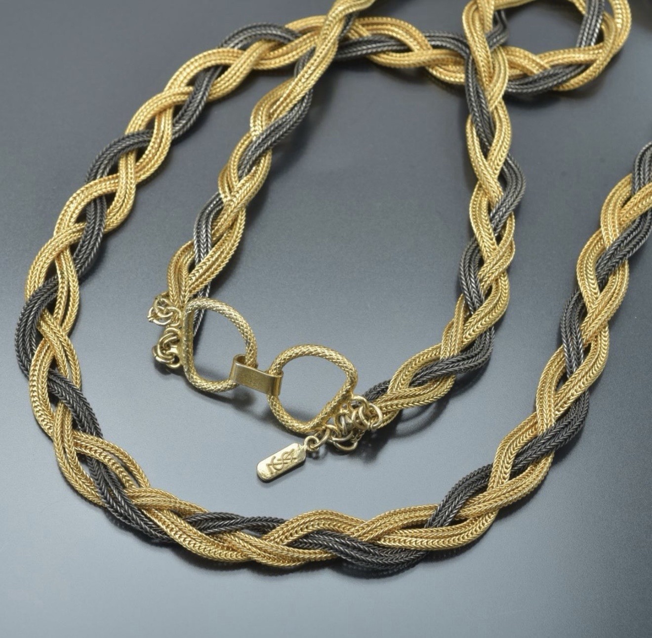 YVES SAINT LAURENT VINTAGE NECKLACE