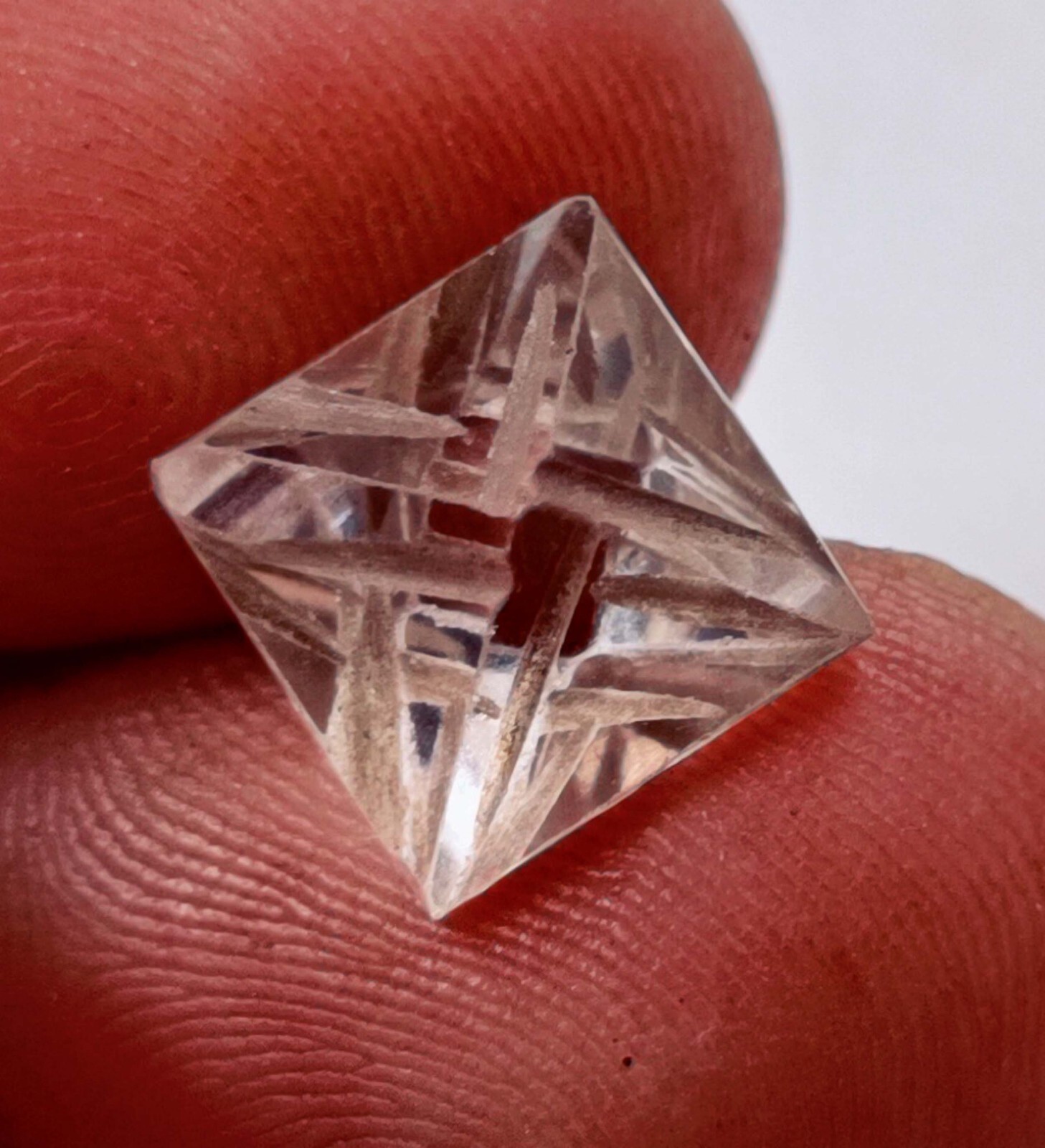4.10 CT F COLOR VVS1 CLARITY DIAMOND COLORLESS EGL CERTIFIED RAW LOOSE CVD MNG