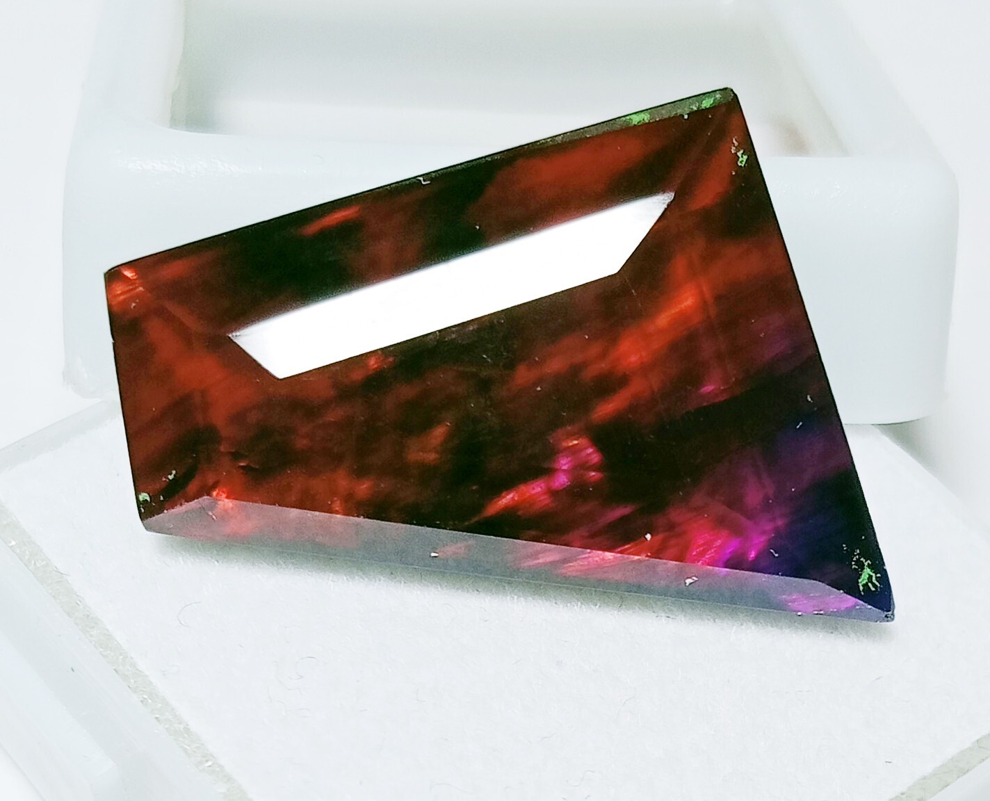 Ammolite 16-18 Ct Opal-Like Organic Natural Doublet Loose Gemstone EGL Certified