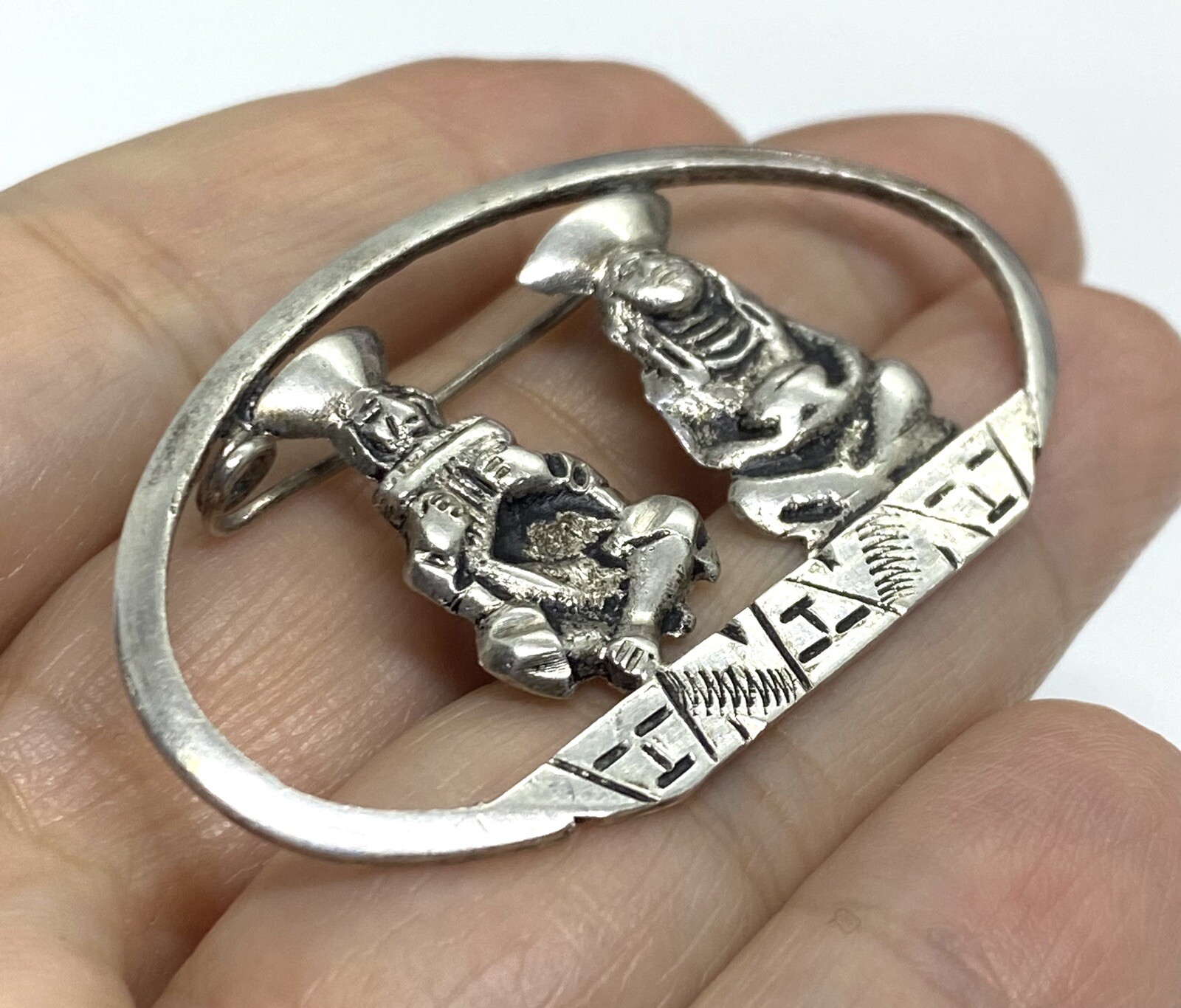 Vintage Mexico Sterling Silver Hand Crafted Villagers Pin Brooch 2.1/8” 6.80g