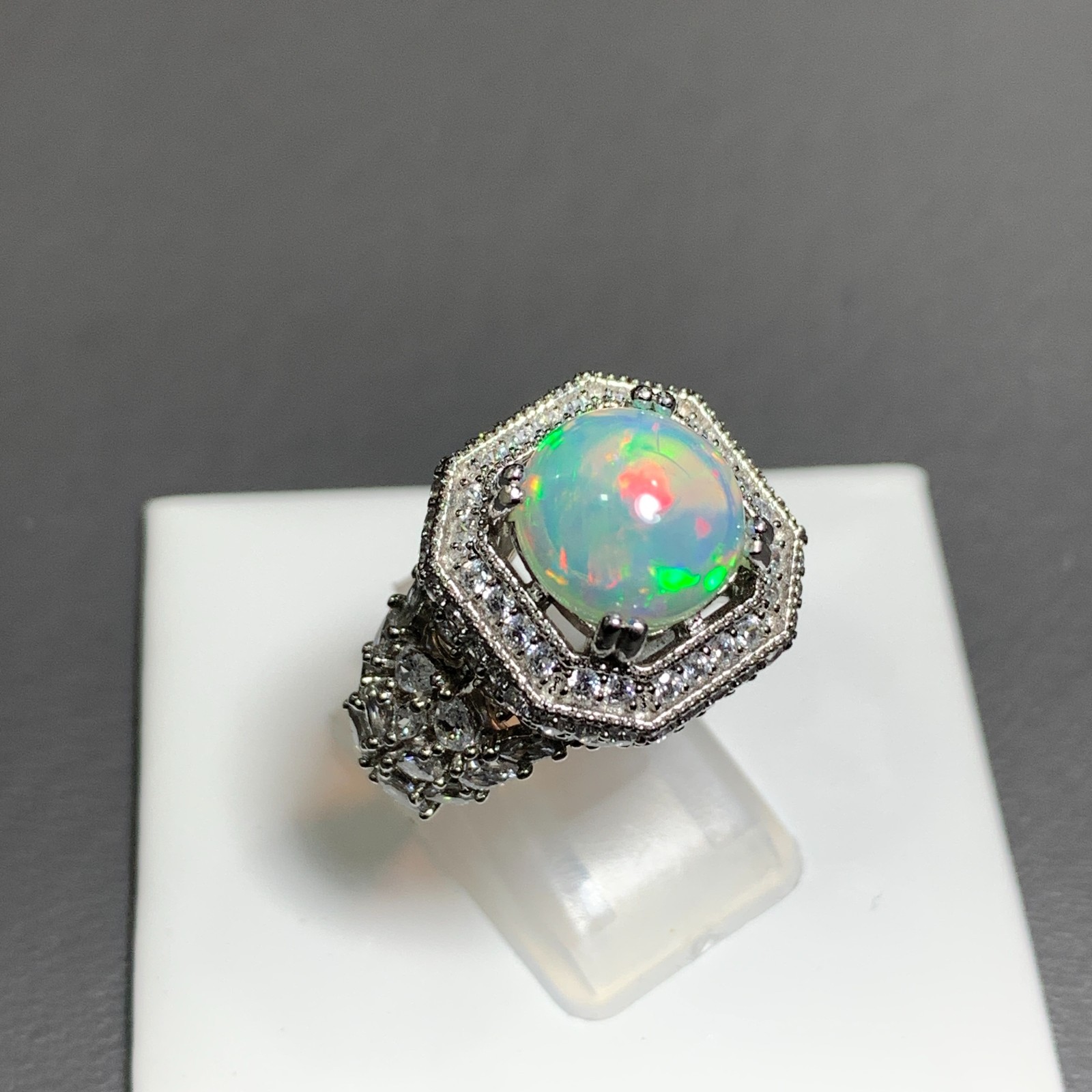 Natural 3.00 Ct Full Fire Ethiopian White Opal Designer 925 Silver Ring