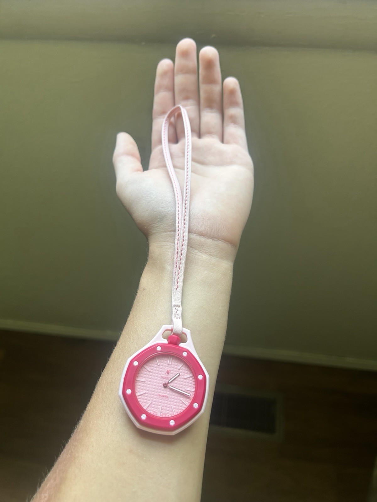 Swatch Royal Pop Otto Rosso Pink Quartz Analog 41mm Silicone Watch w/ Box