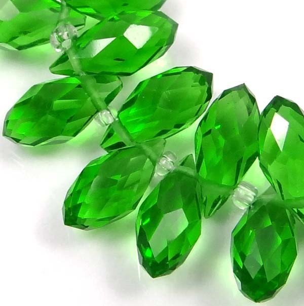 20 Glass Faceted Teardrop Beads 13x6mm – Peridot Green Transparent
