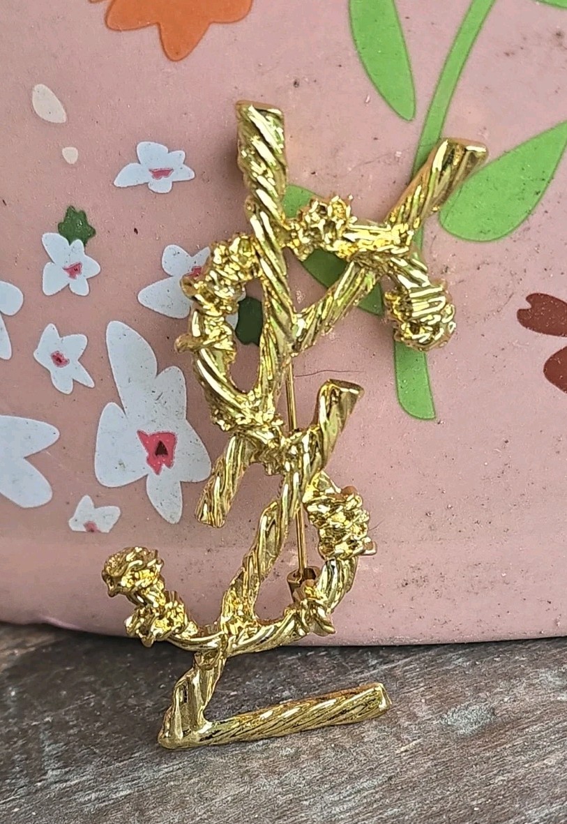 YSL Yes Saint Laurent Paris Vintage Brooch Pin Gold Tone BEAUTIFUL