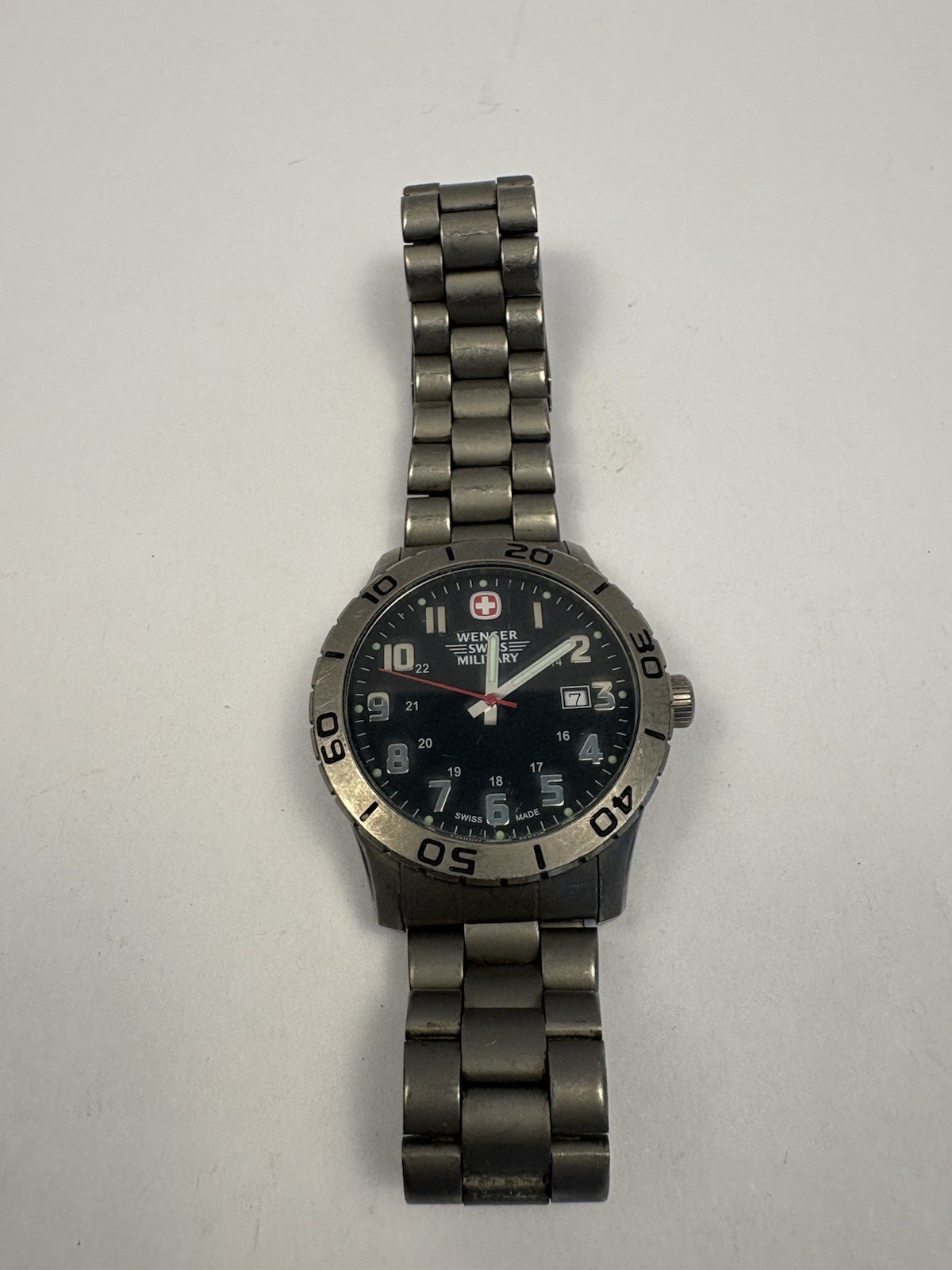 Authentic SWISS MILITAY 096-1009 100M Stainless Steel 9.5in watch Needs Battery