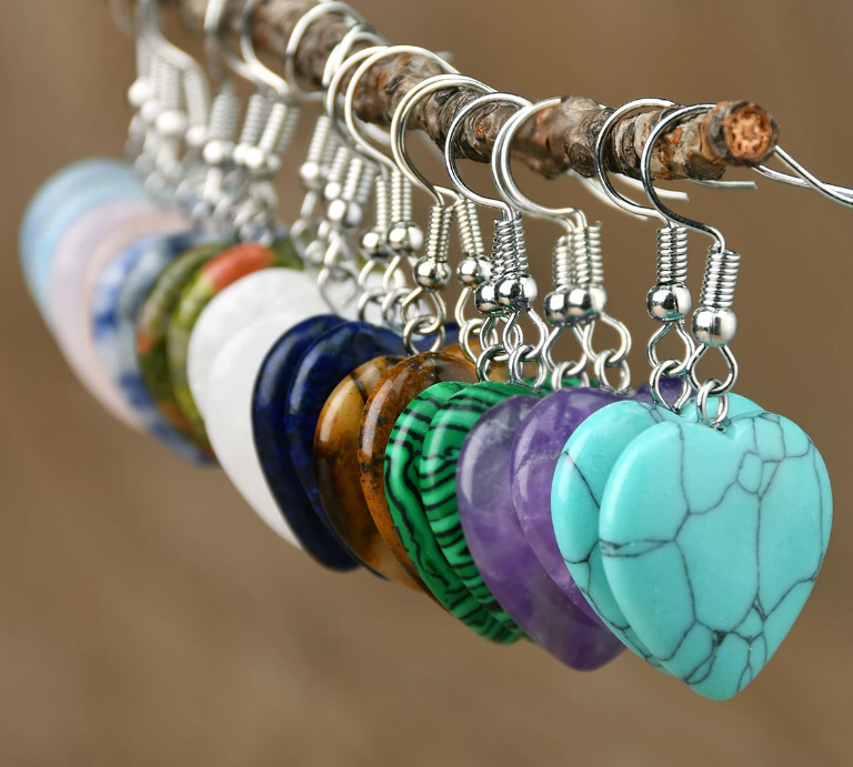 10Pairs 20mm Natural Gem Stone Heart Pendant Bead Earrings Received As Picture