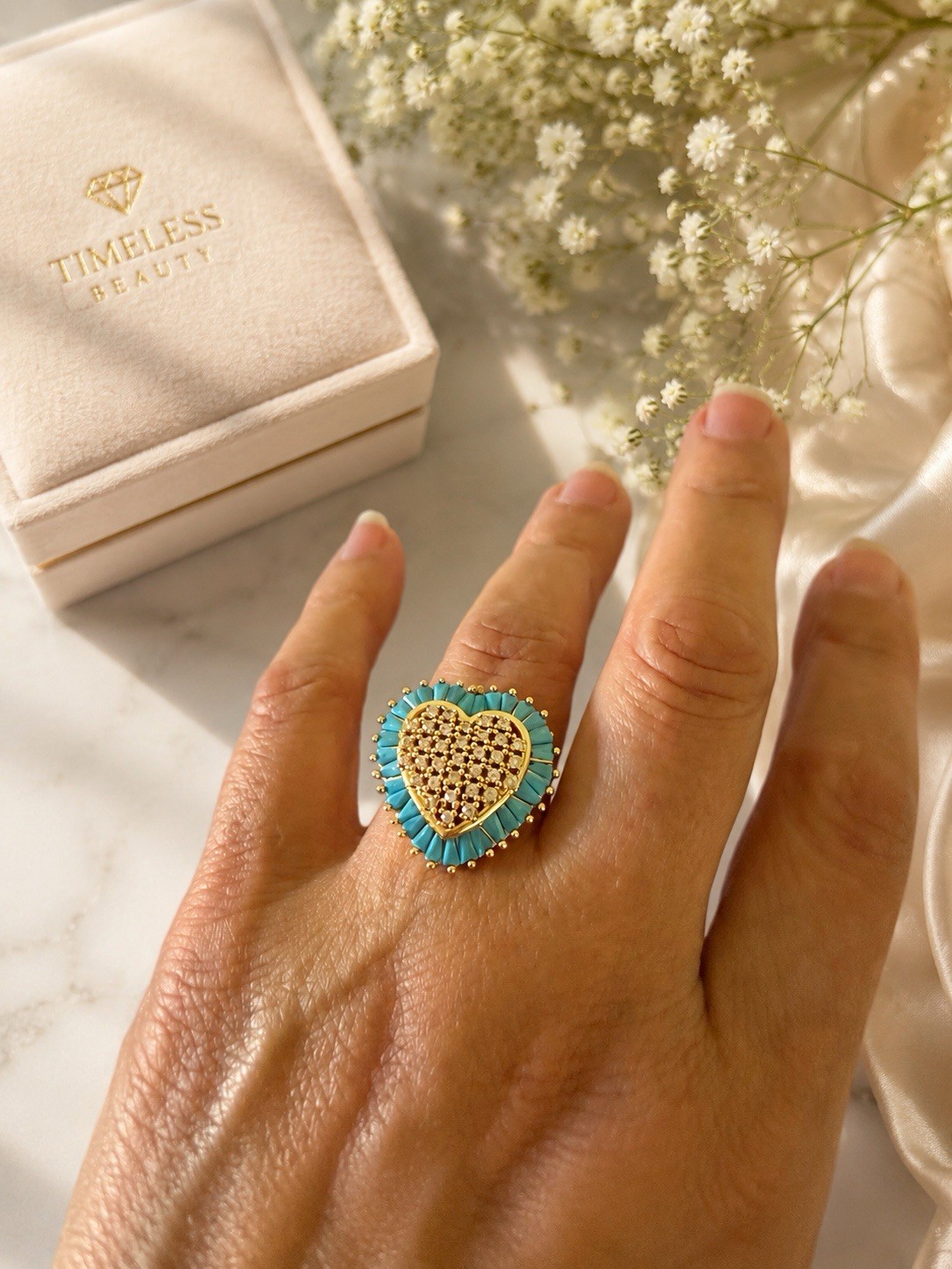 High quality none tarnished Heart stainless steel Ring Gold or Blue Size 7