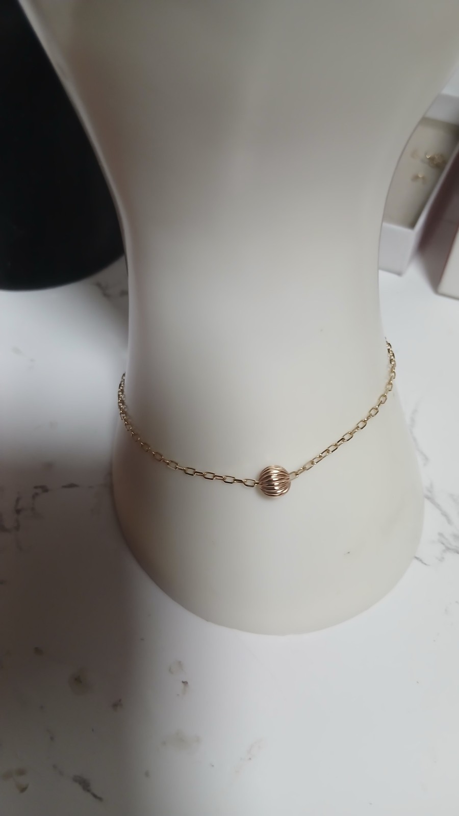 9ct Yellow Gold Bracelet.