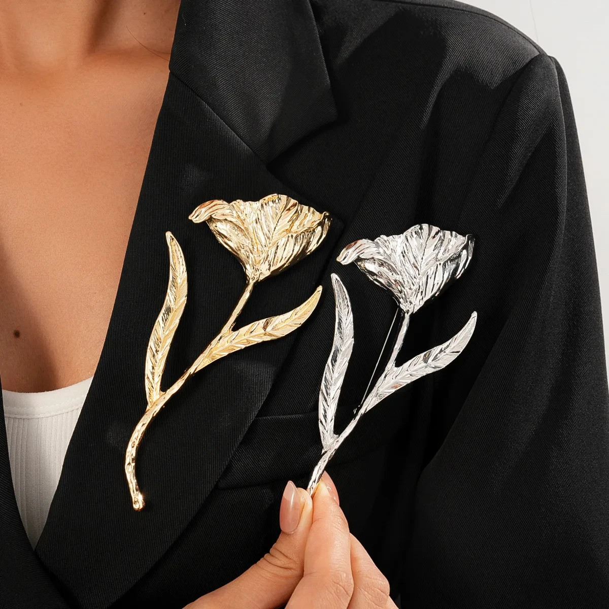 Large Vintage Metal Flower Brooch Pin for Women Pleated Leaf Floral Corsage