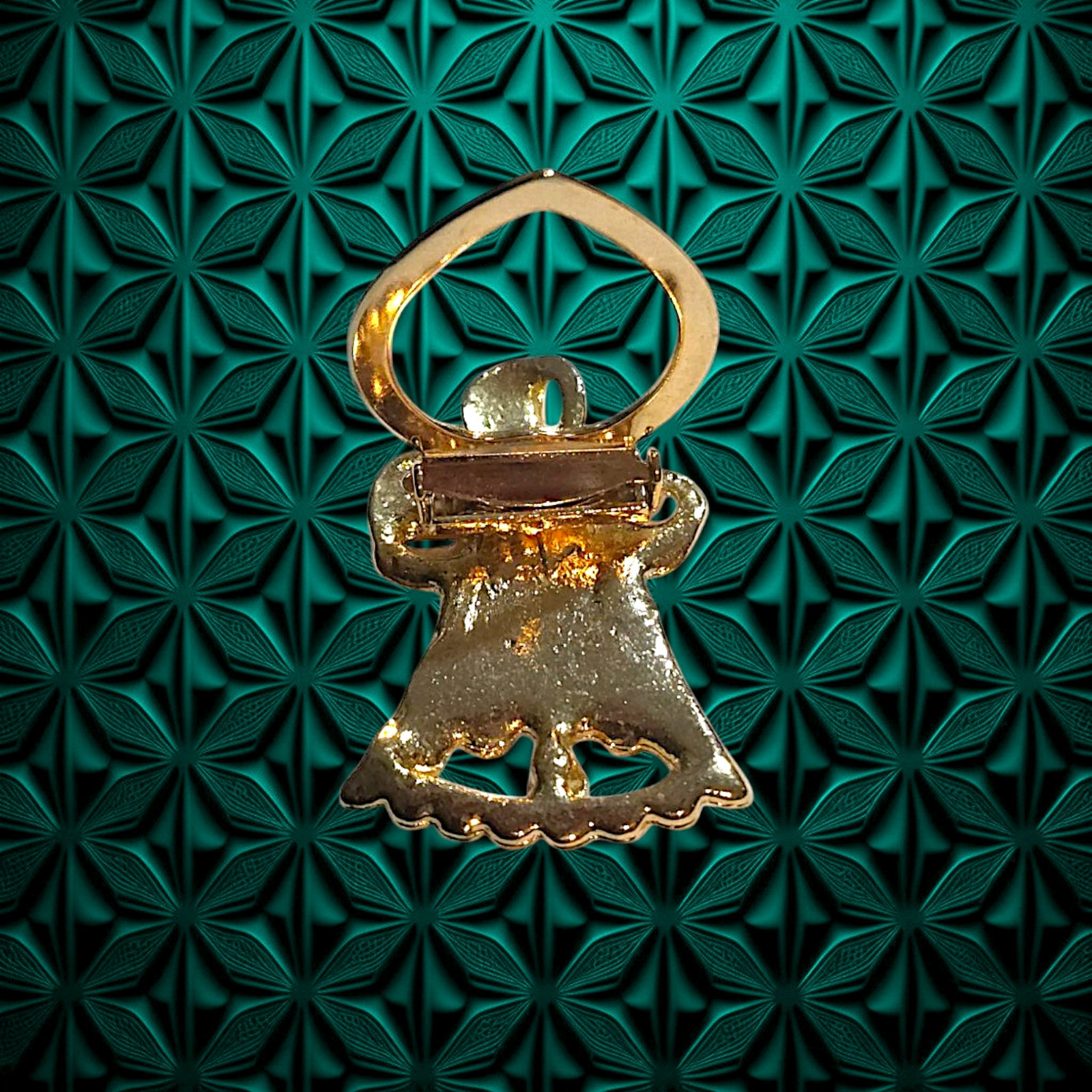 Brooch Clip pin Bell none tarnishing gold color statement piece Christmas Bell