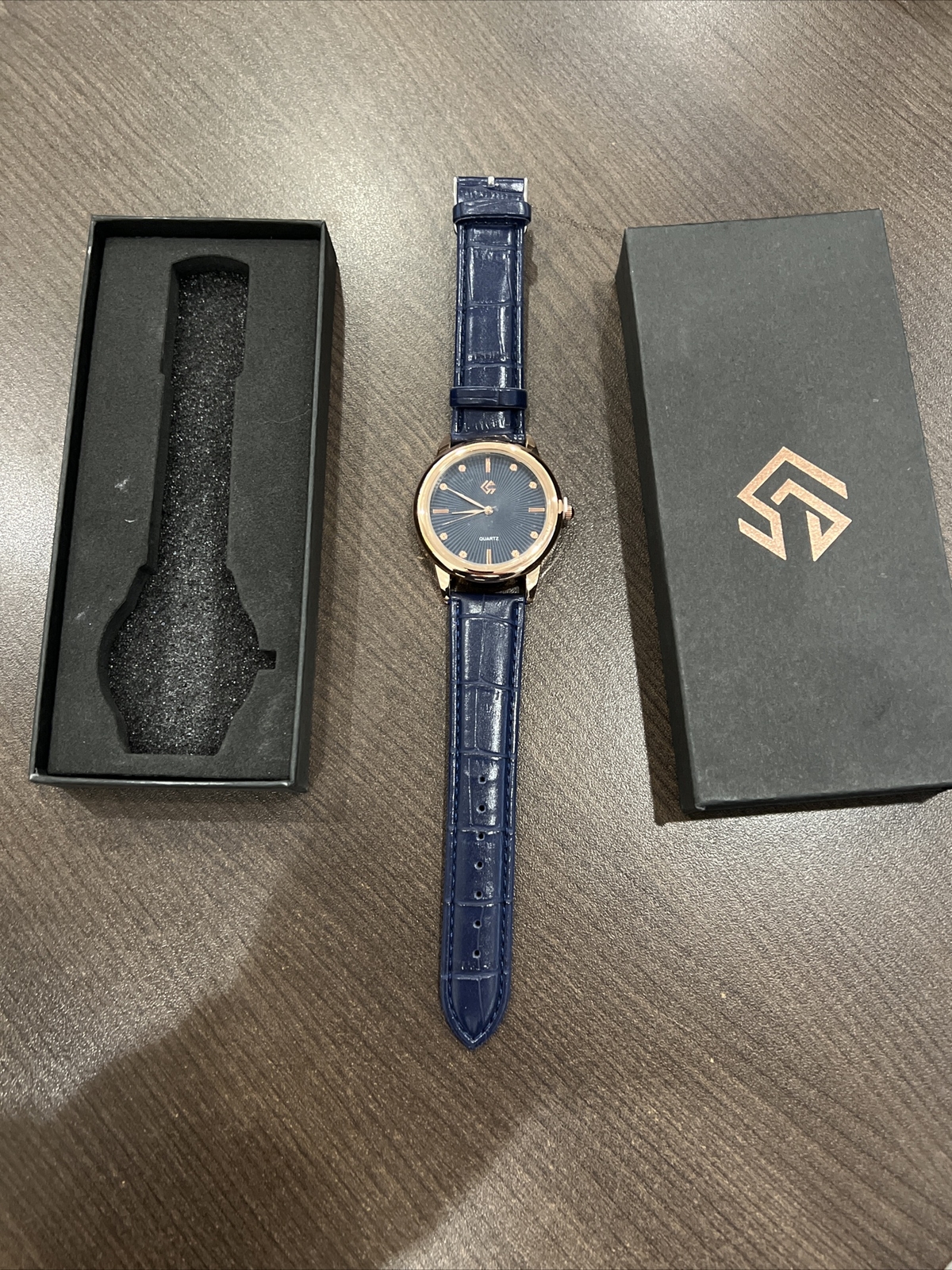 Luxury Men’s Quartz Watch Stainless Steel Analog Business As Pictures