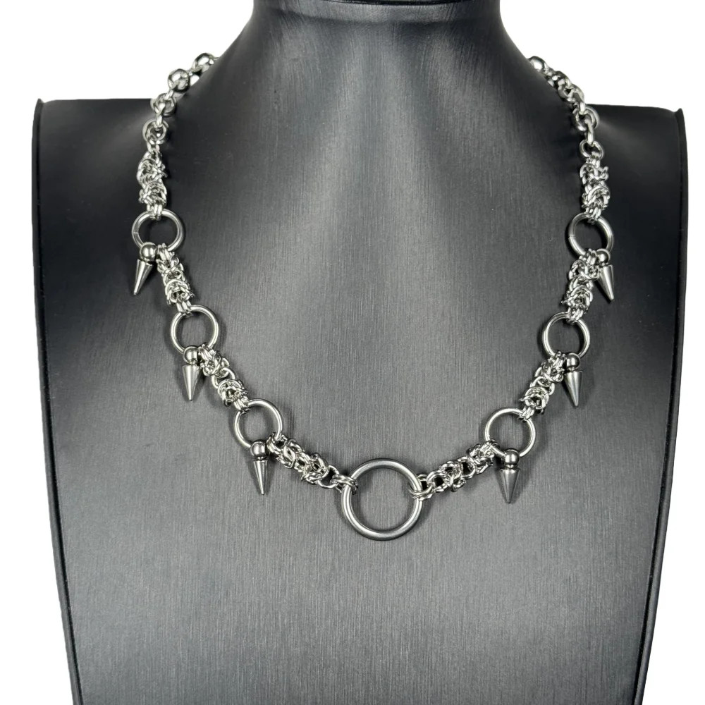 Punk Gothic Studded Rivet Spikes Necklace Vintage Choker Hip Hop Necklace Titani