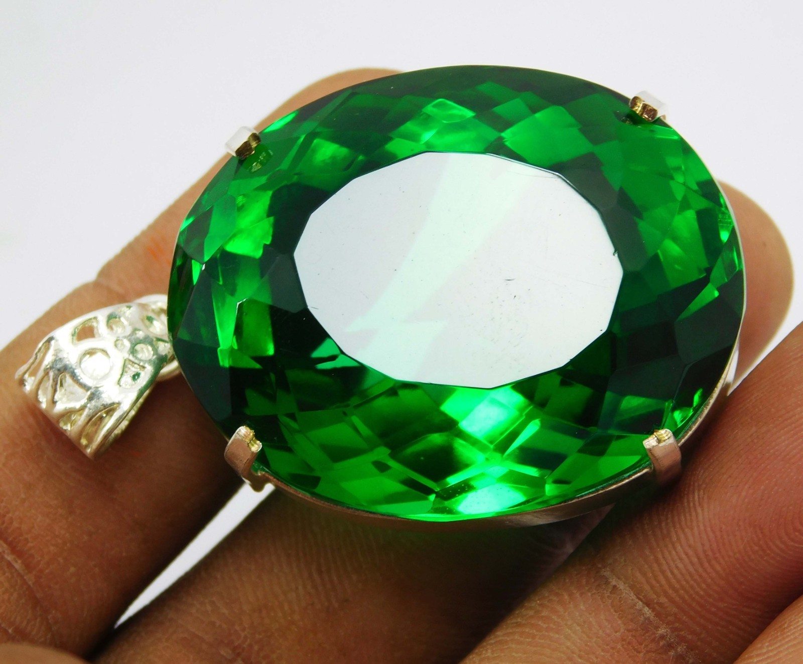 Certified 138.30 Ct Natural Green Peridot Pendant Oval Cut Gorgeous Gemstone